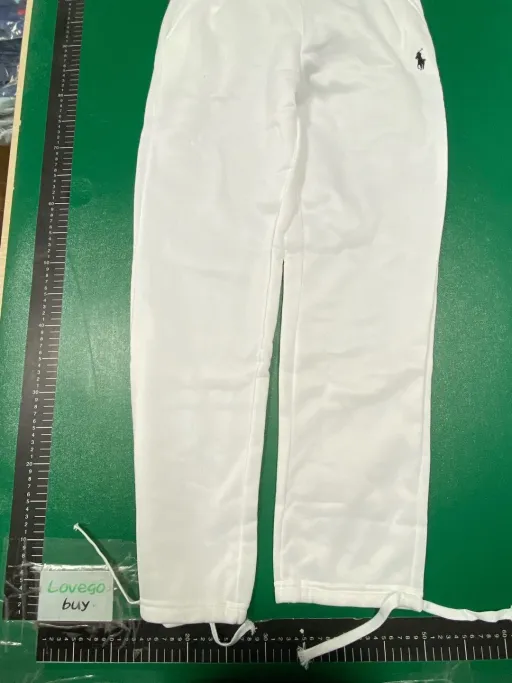 B8367 white leg opening drawstring