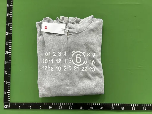 835灰