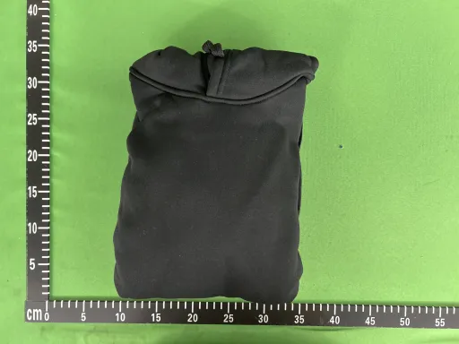 1黑色