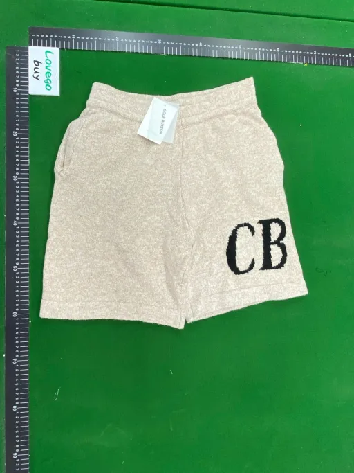 C7030 khaki shorts