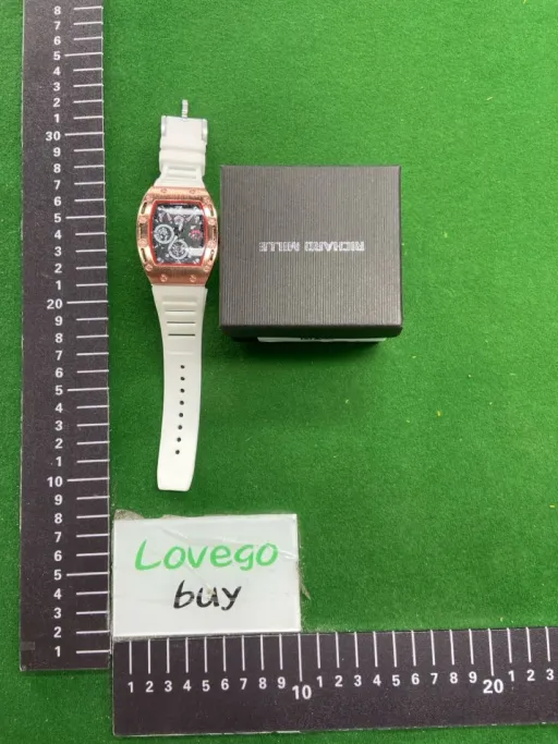 Richard hollow rose gold case silicone white