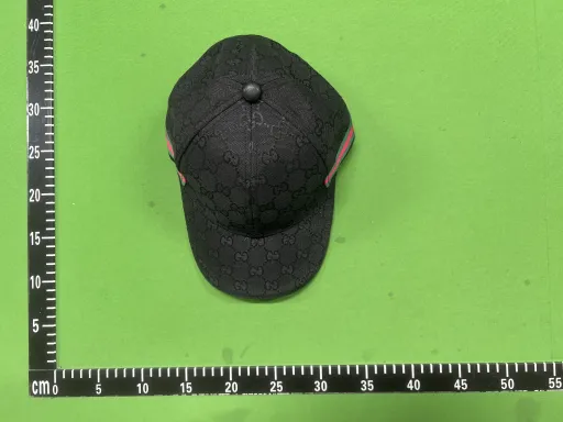 黑色皮顶