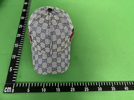 蓝色皮顶