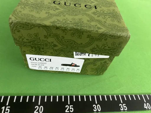 绿色