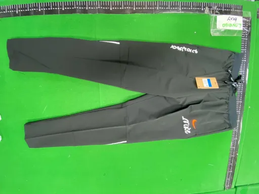 3121 black
