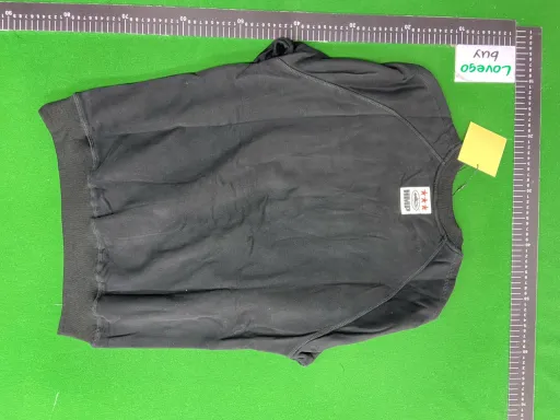 762 black sweatshirt