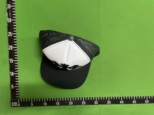 三黑皮白色