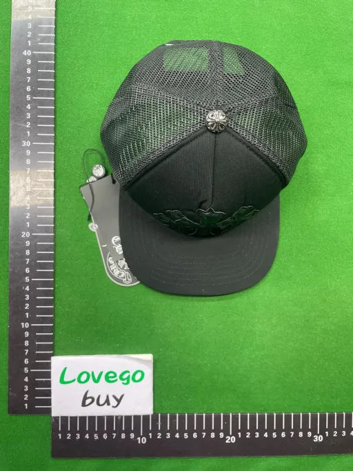 Leather label all black