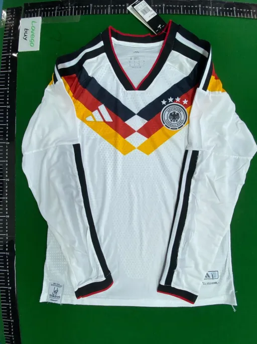 Player:  2526 german long sleeve