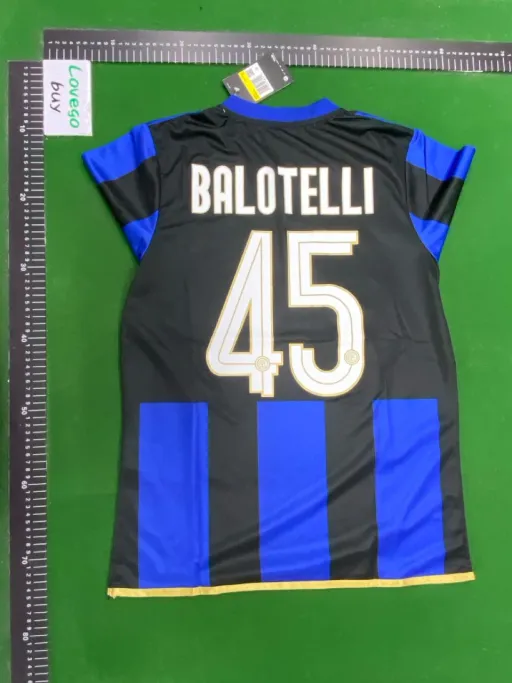 08-09 inter milan host