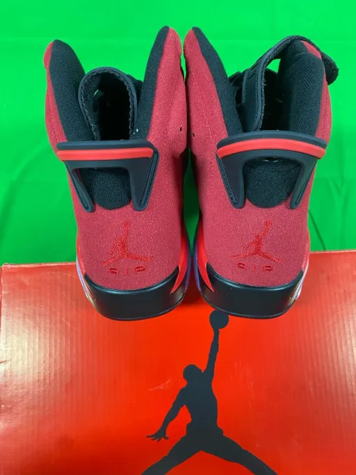 AJ625