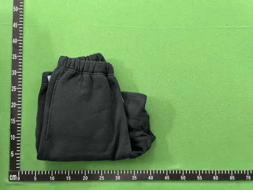 黑色Black