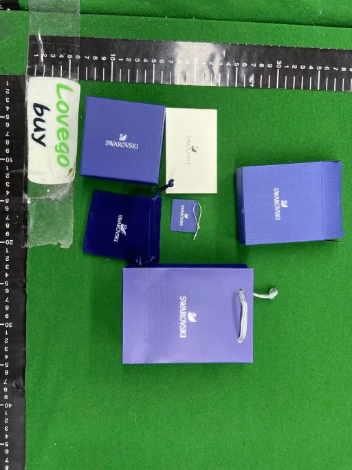 [necklace packaging]