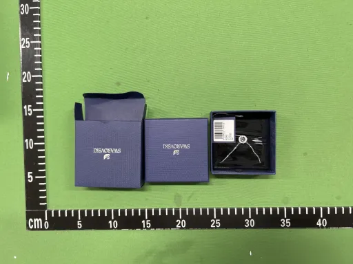 灵动白金蓝钻项链