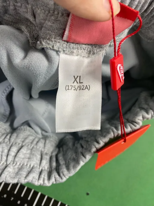 Embroidered gray pants resistant