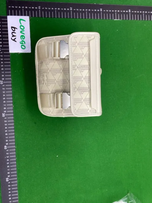 Off-white 21*6*16cm