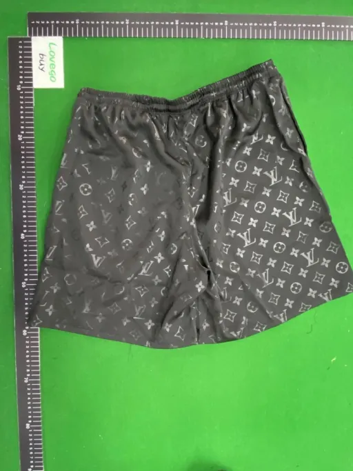 55017 black