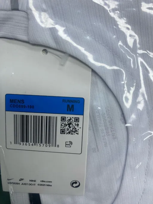 Crystal strip white