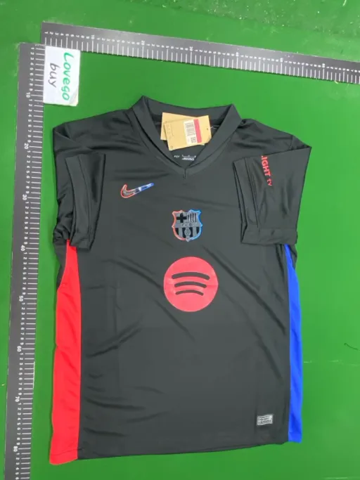 2425 barcelona away game