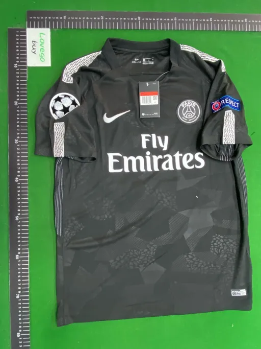 17-18psg second guest no. 10 + champions league