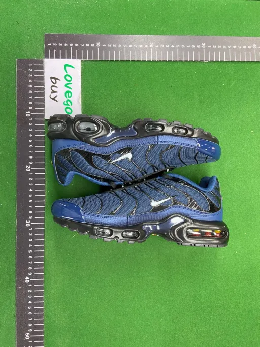 Tn33 men's size