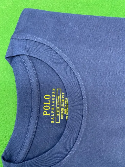 Round neck sapphire blue-red label