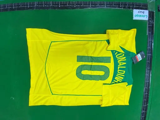 04 brazil home yellow (no. 10)