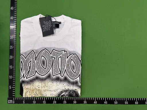 0089白色