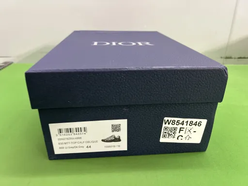 B30黑灰