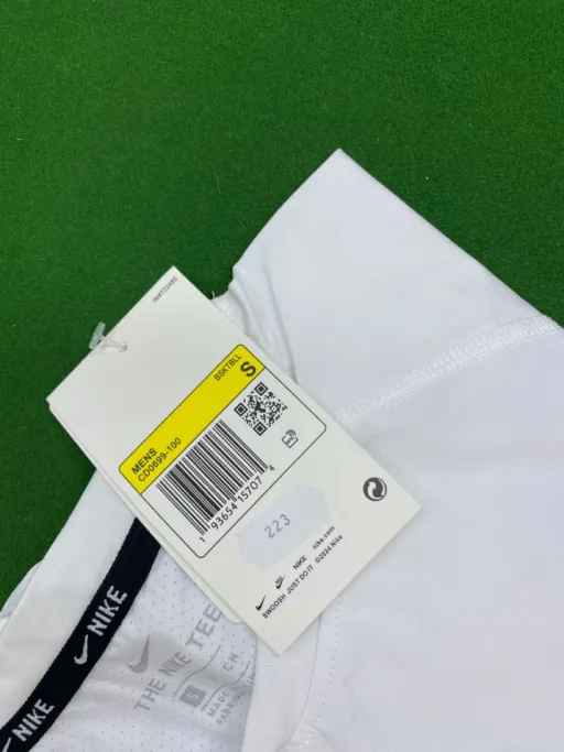Zuoshou nai k white long sleeves