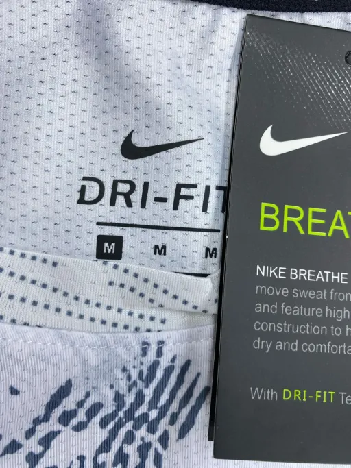 White and gray short sleeves+d975 black