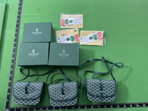 绿色