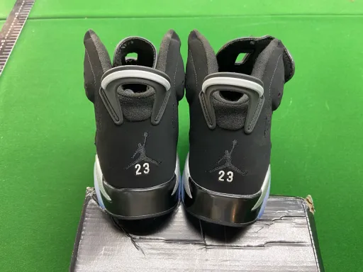Aj6-black silver
