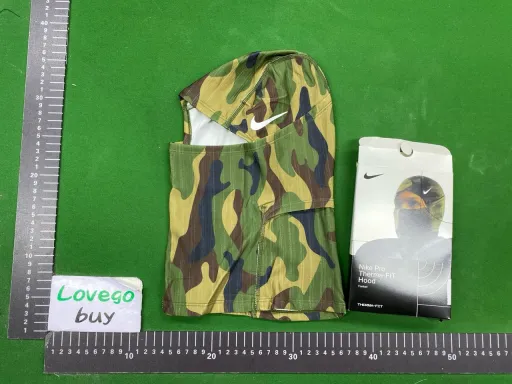 Green camouflage + color box