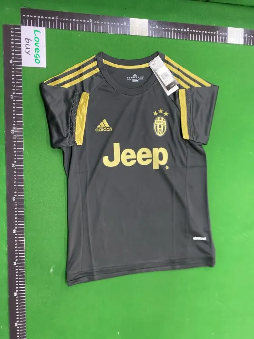 2015-16 juventus away game