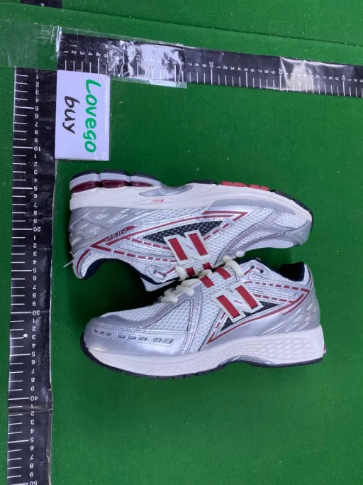 Silver red