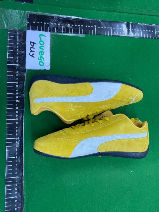 Second generation yellow and white (if you have fat feet, it is recommended to go up one size)