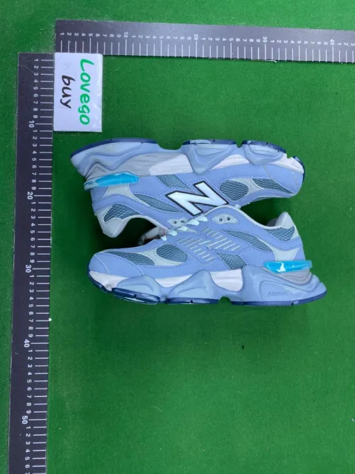 9060 dark gray white