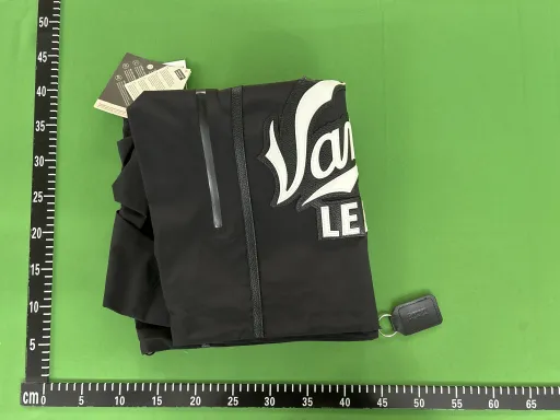 H3.黑色