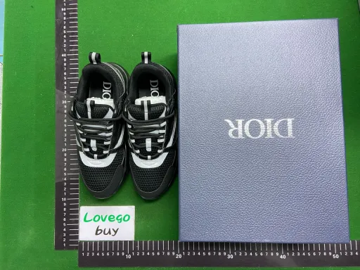 Mike b22 black gradient gift box