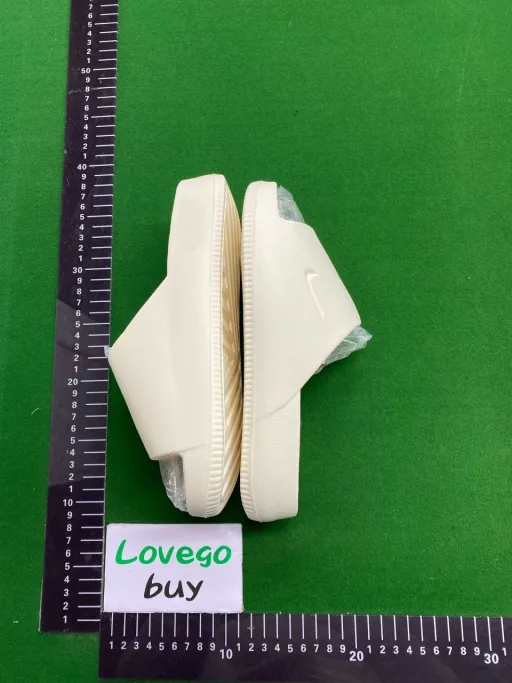 White-809 flip flops nk