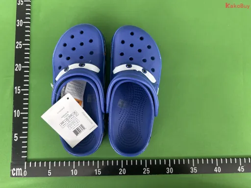 蓝色