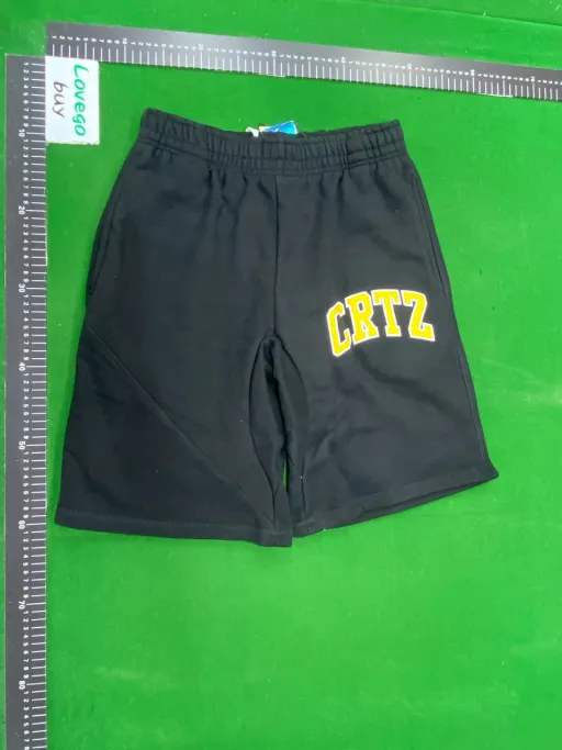 823 black and yellow