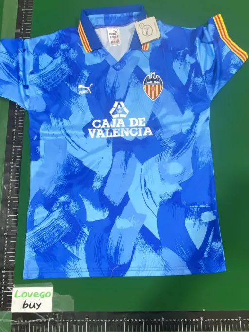 1990-91 valencia away game