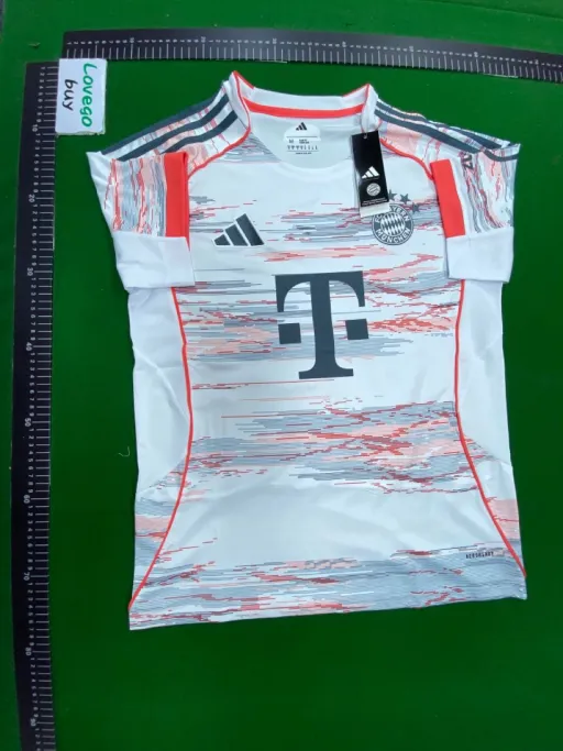2526 bayern away game no. 17