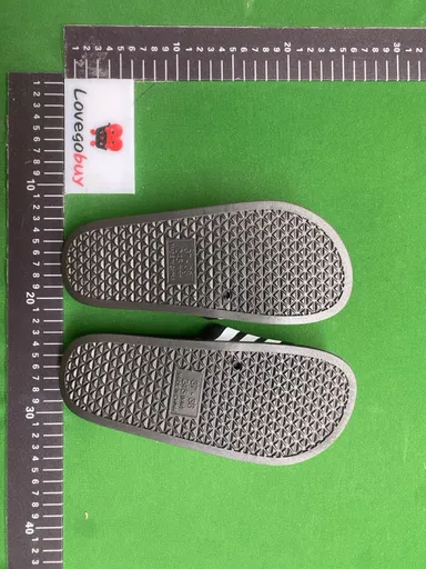 9527白色
