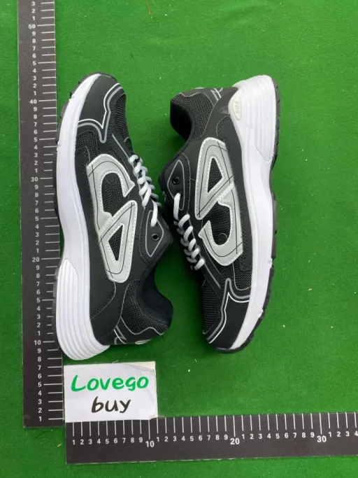 B30-black and white