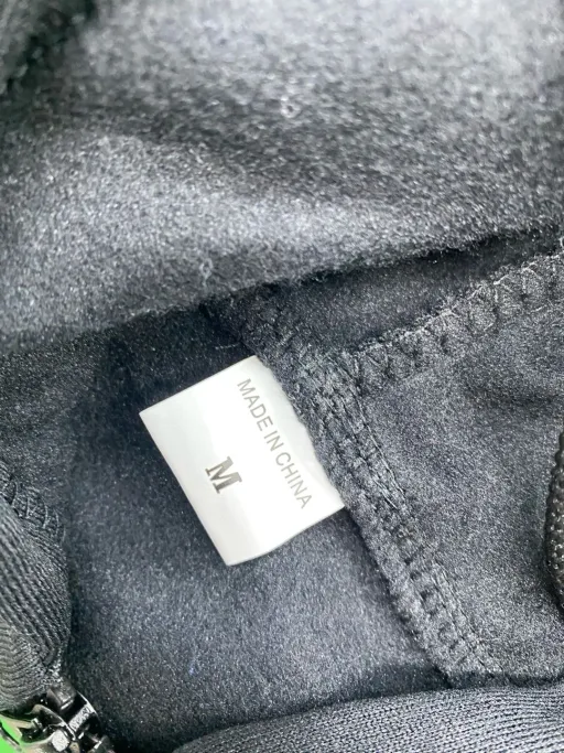 Zipper black with red label