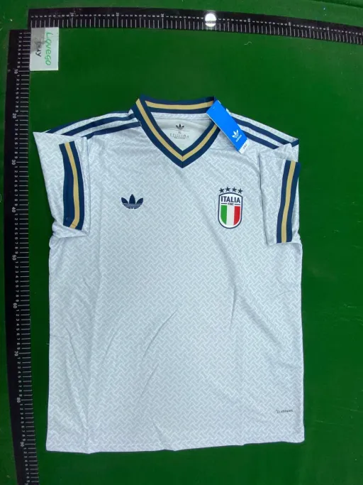 2627 italy away game