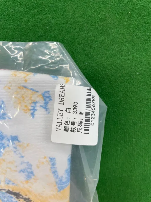D3390 white